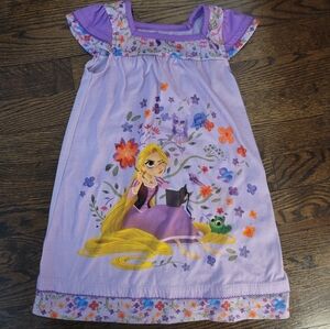 5/$14 Rapunzul Nightgown Sz 4